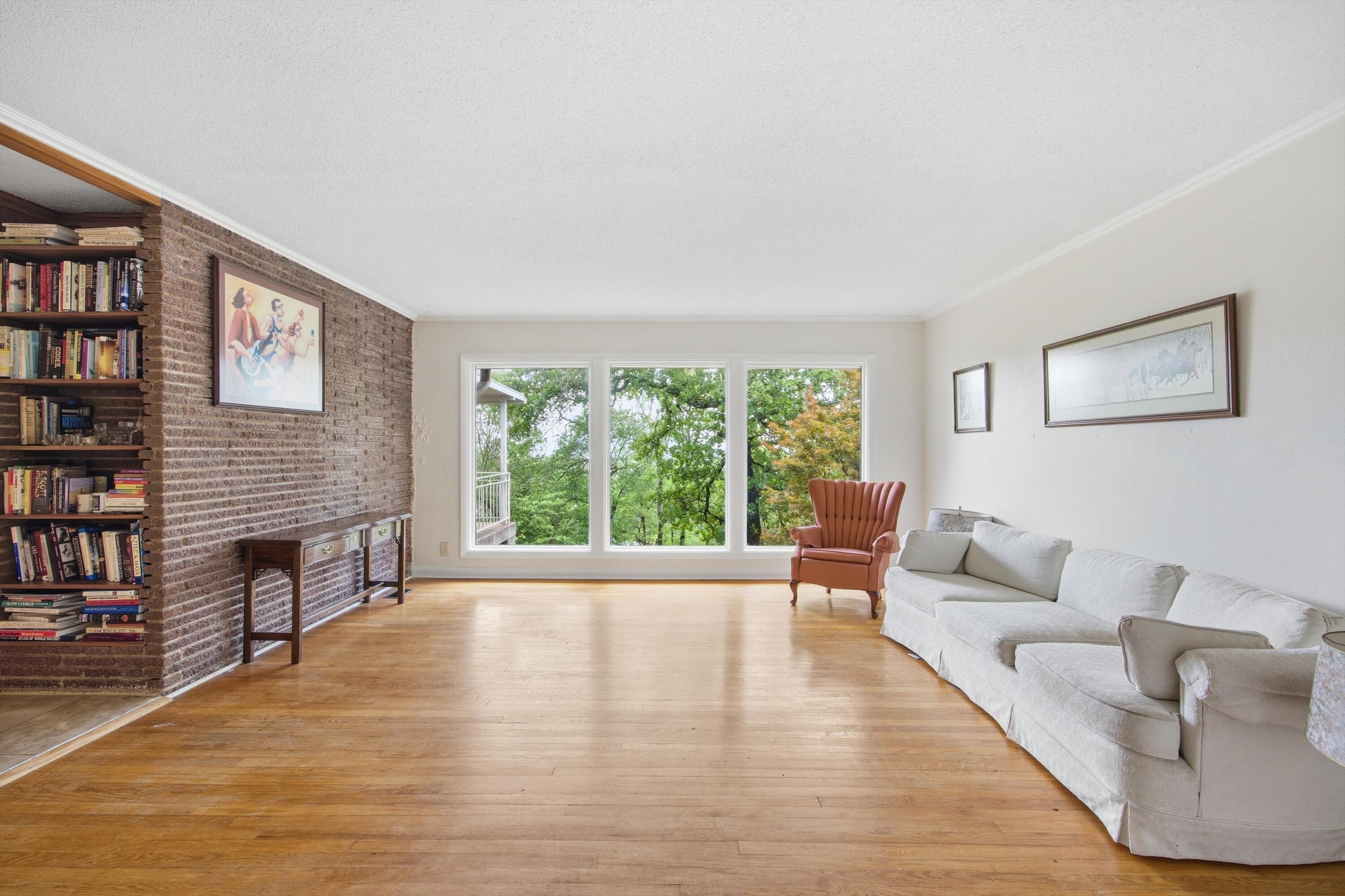 Chattanooga, Tennessee, 37405, United States, 3 Bedrooms Bedrooms, ,3 BathroomsBathrooms,Residential,Active,2041810