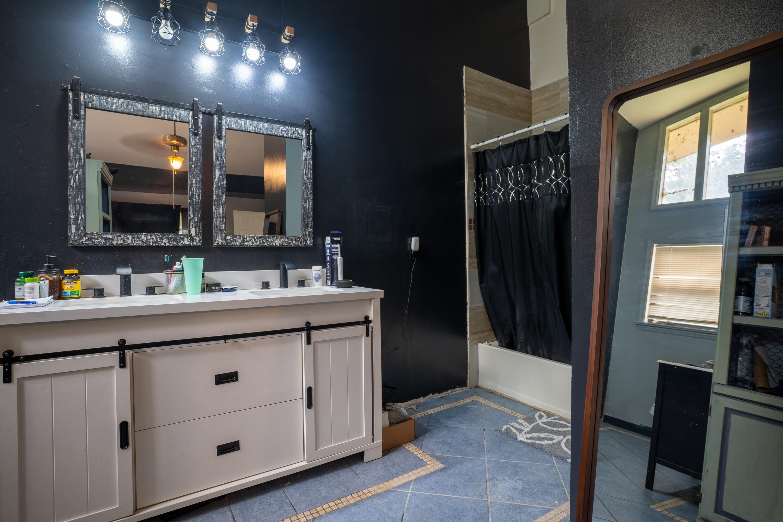 Bryant, Alabama 35958, United States, 11 Bedrooms Bedrooms, ,5 BathroomsBathrooms,Residential,Active,164402