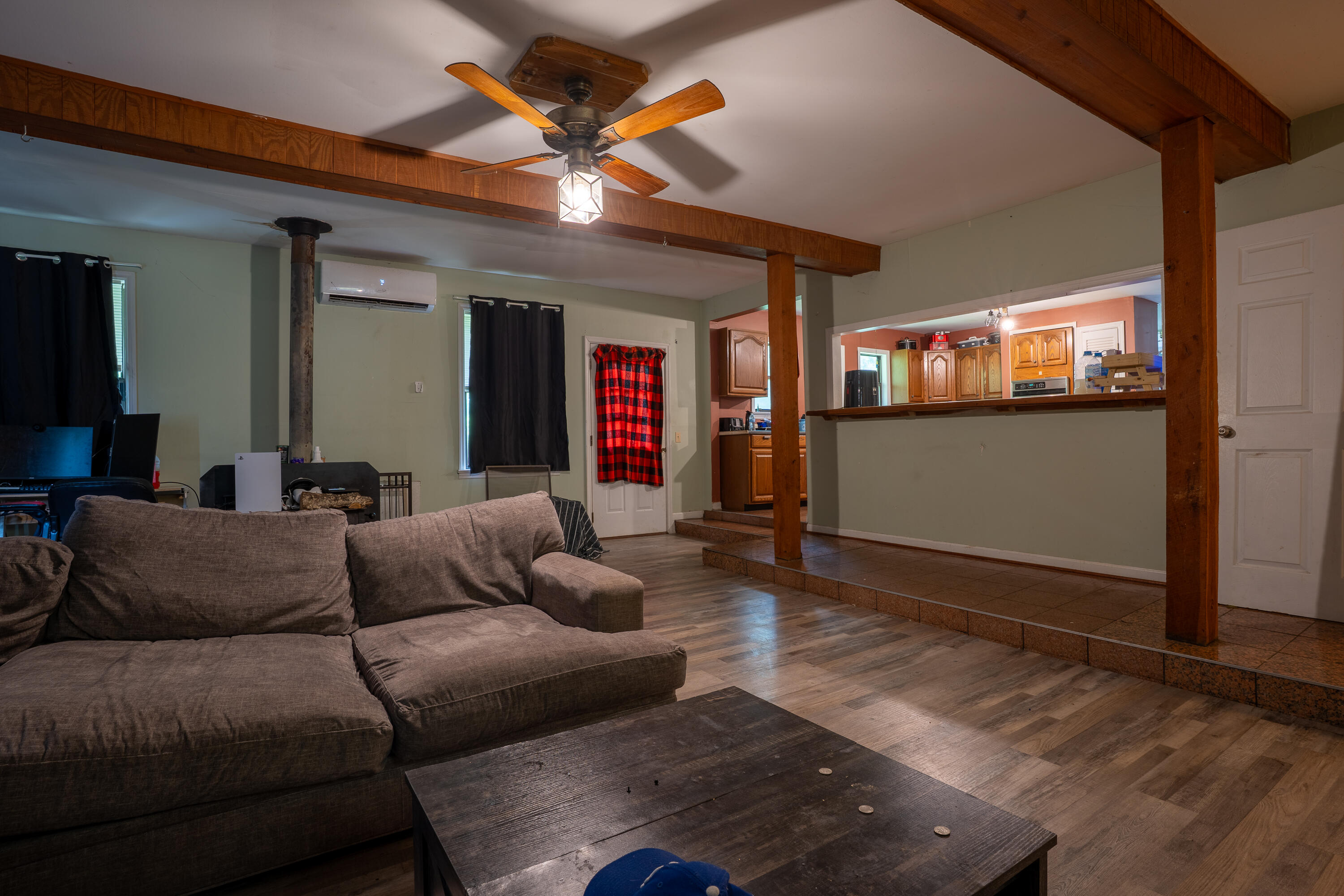 Bryant, Alabama 35958, United States, 11 Bedrooms Bedrooms, ,5 BathroomsBathrooms,Residential,Active,164402