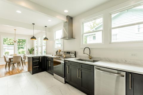 Tiny photo for 1709 E 13th Street, Chattanooga, TN 37404 (MLS # 1529176)