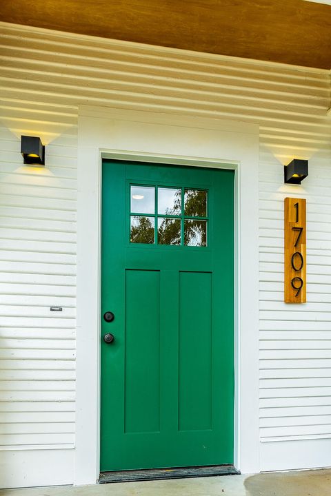 Tiny photo for 1709 E 13th Street, Chattanooga, TN 37404 (MLS # 1529176)