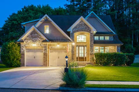 Homes For Sale - 10642 Harlow Place<br/> Apison, TN 37302