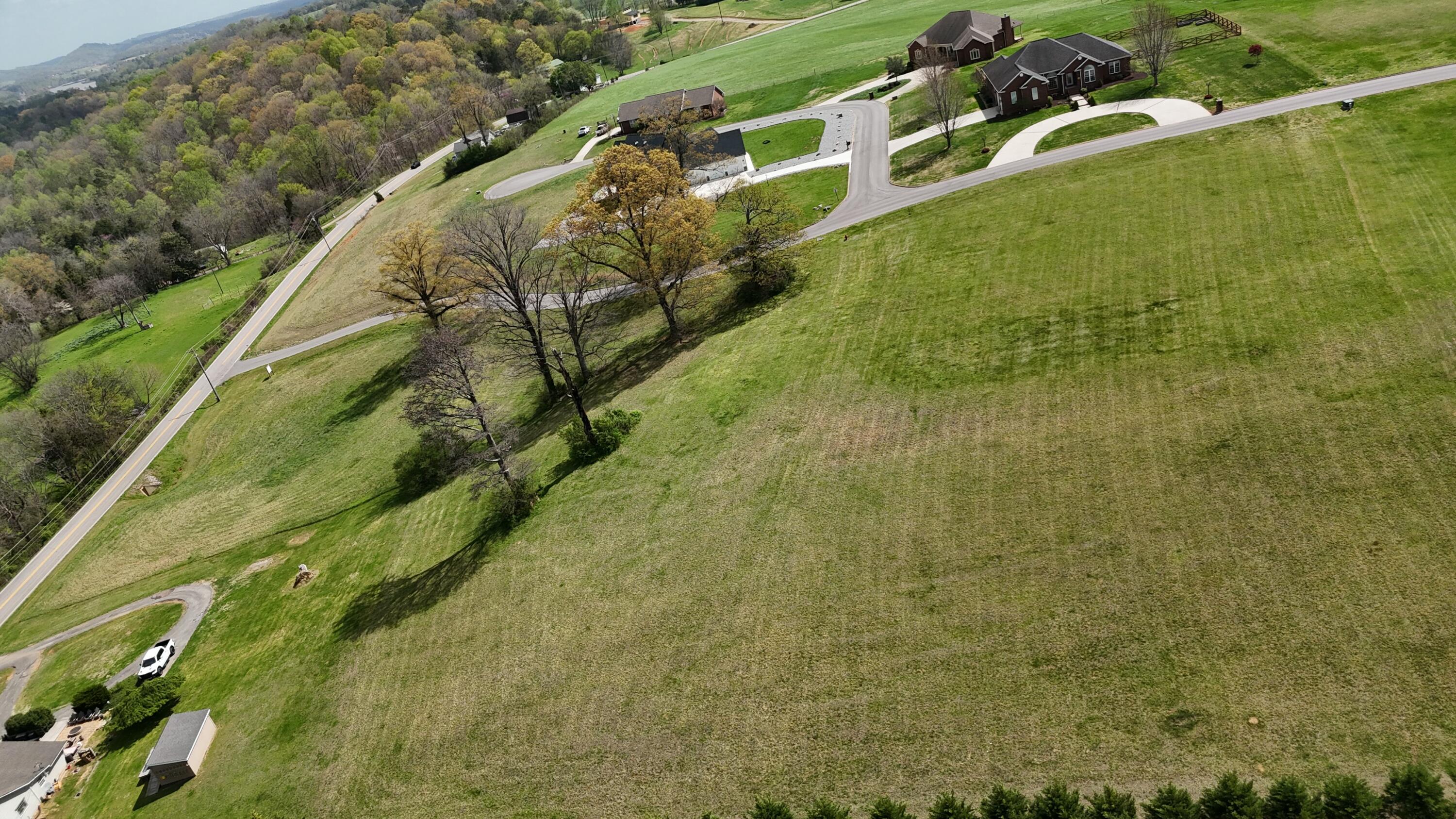 110 Candi Lane, Madisonville, Tennessee image 9