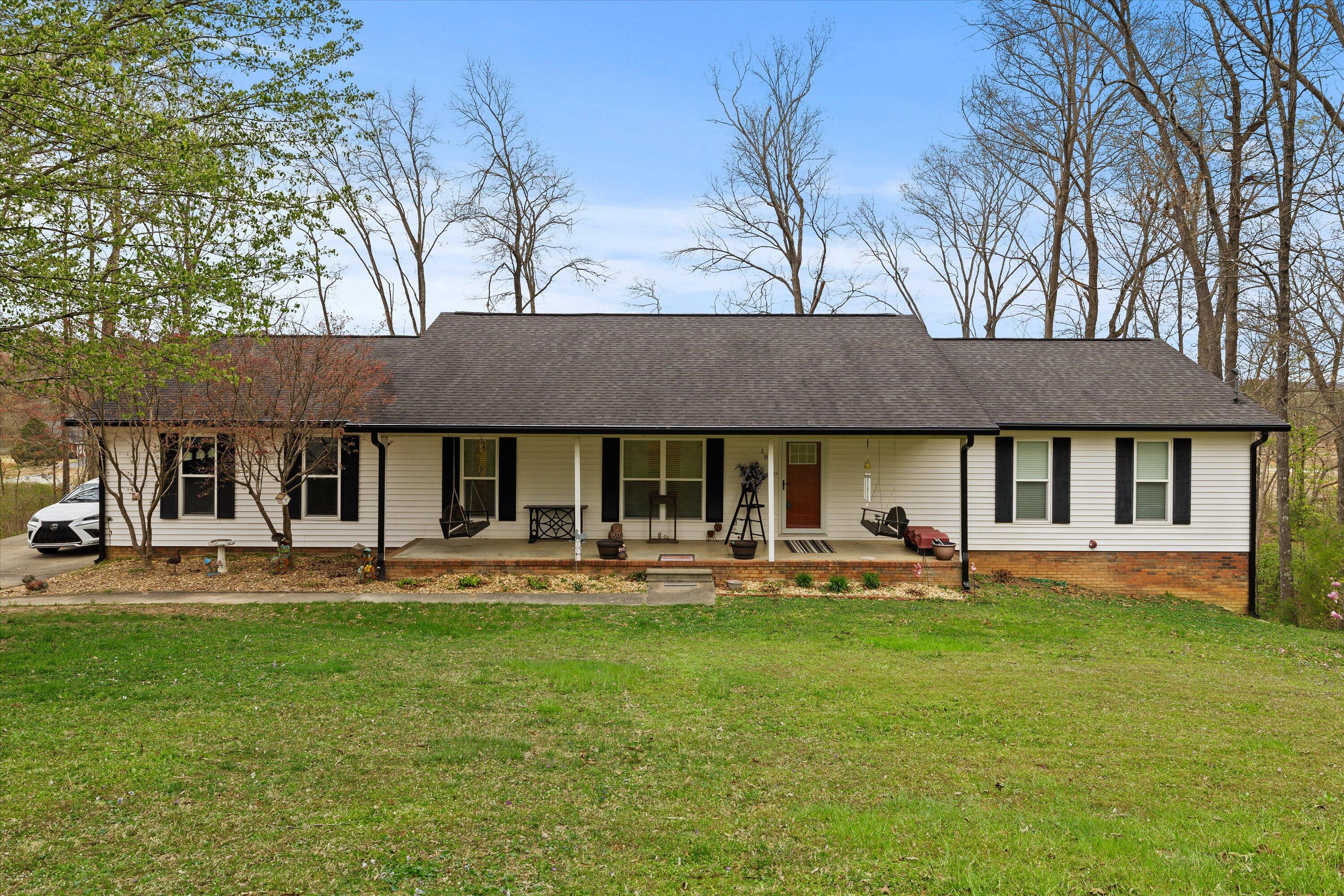 186 Joann Drive, Calhoun, Georgia image 2