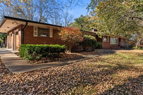 Tiny photo for 2141 Sun Crest Lane, Chattanooga, TN 37421 (MLS # 1528664)