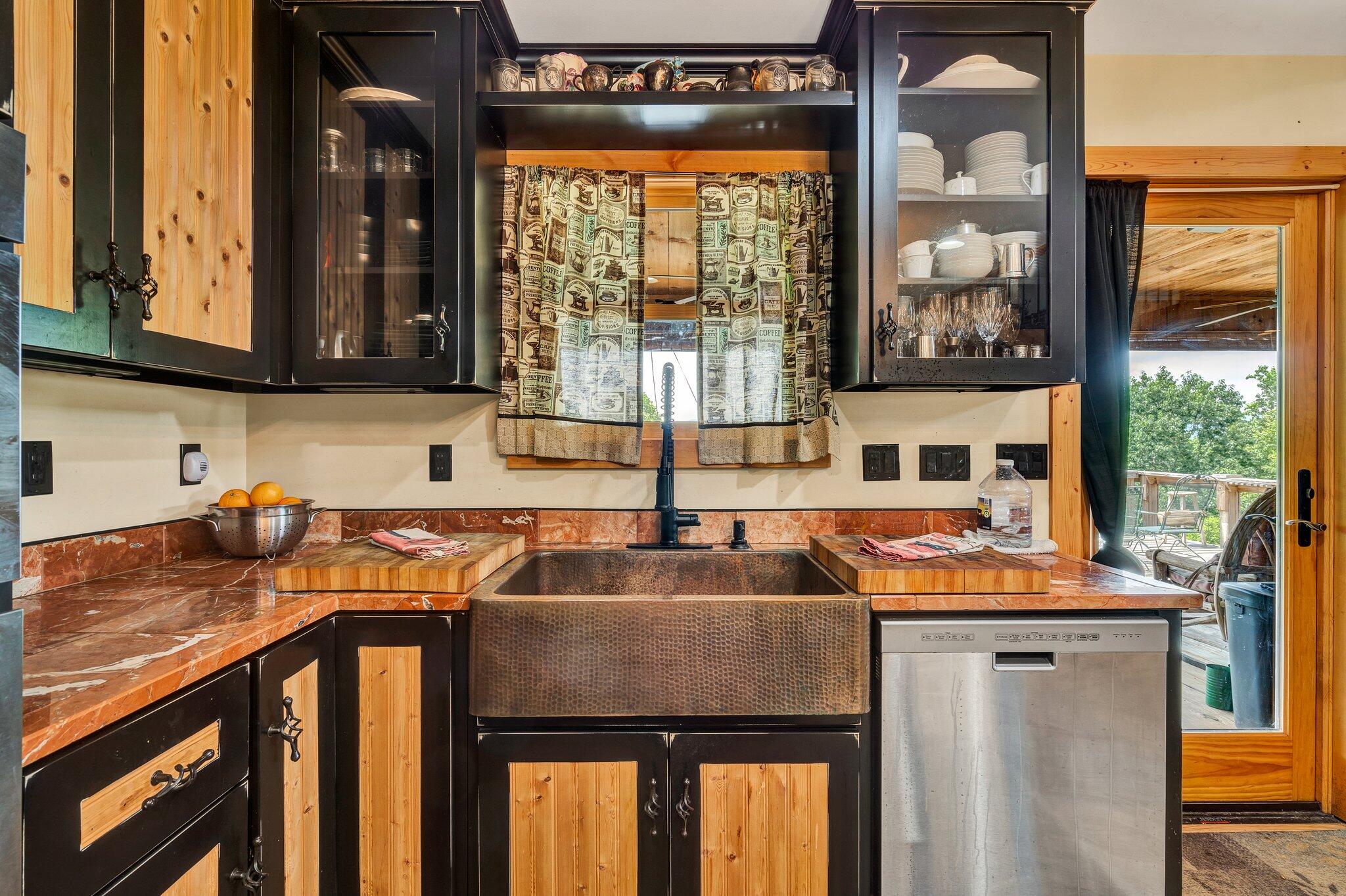 Reliance, Tennessee 37369, United States, 5 Bedrooms Bedrooms, ,4 BathroomsBathrooms,Residential,Active,228664