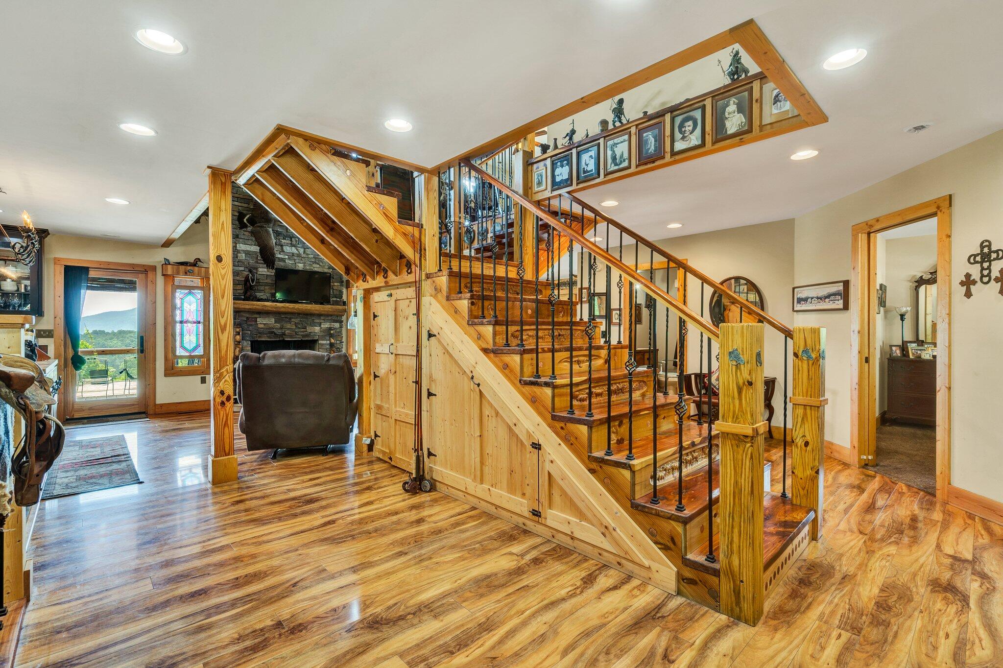 Reliance, Tennessee 37369, United States, 5 Bedrooms Bedrooms, ,4 BathroomsBathrooms,Residential,Active,228664