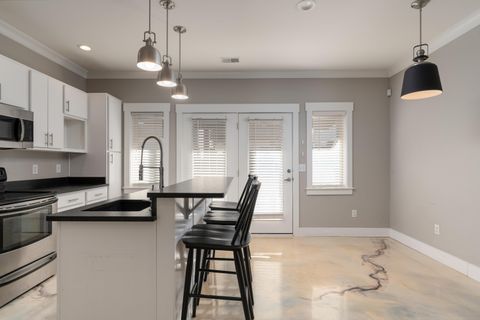 Tiny photo for 1412 Adams Street, Chattanooga, TN 37408 (MLS # 1527600)