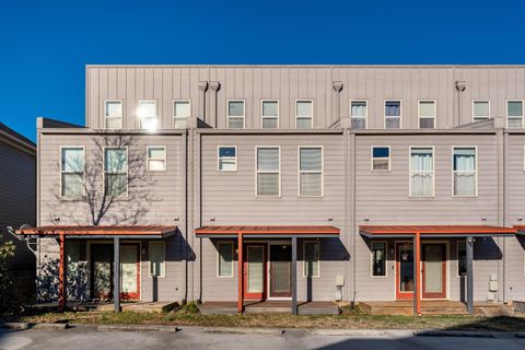 Tiny photo for 1412 Adams Street, Chattanooga, TN 37408 (MLS # 1527600)