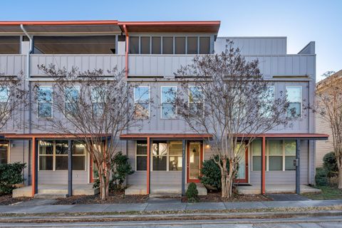 Tiny photo for 1412 Adams Street, Chattanooga, TN 37408 (MLS # 1527600)