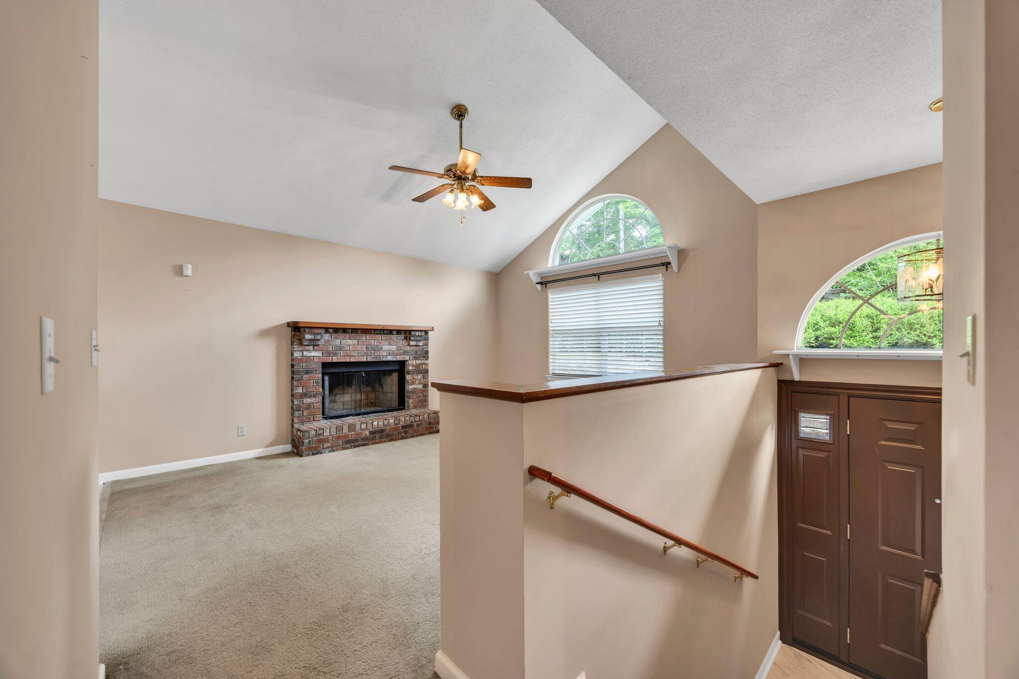 216 Longview Drive, Rossville, Georgia image 8