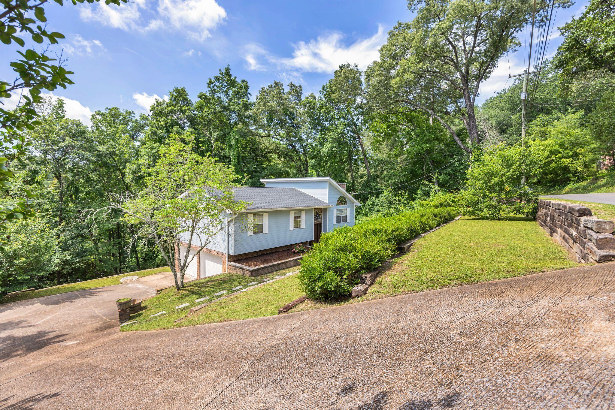 216 Longview Drive, Rossville, Georgia image 7