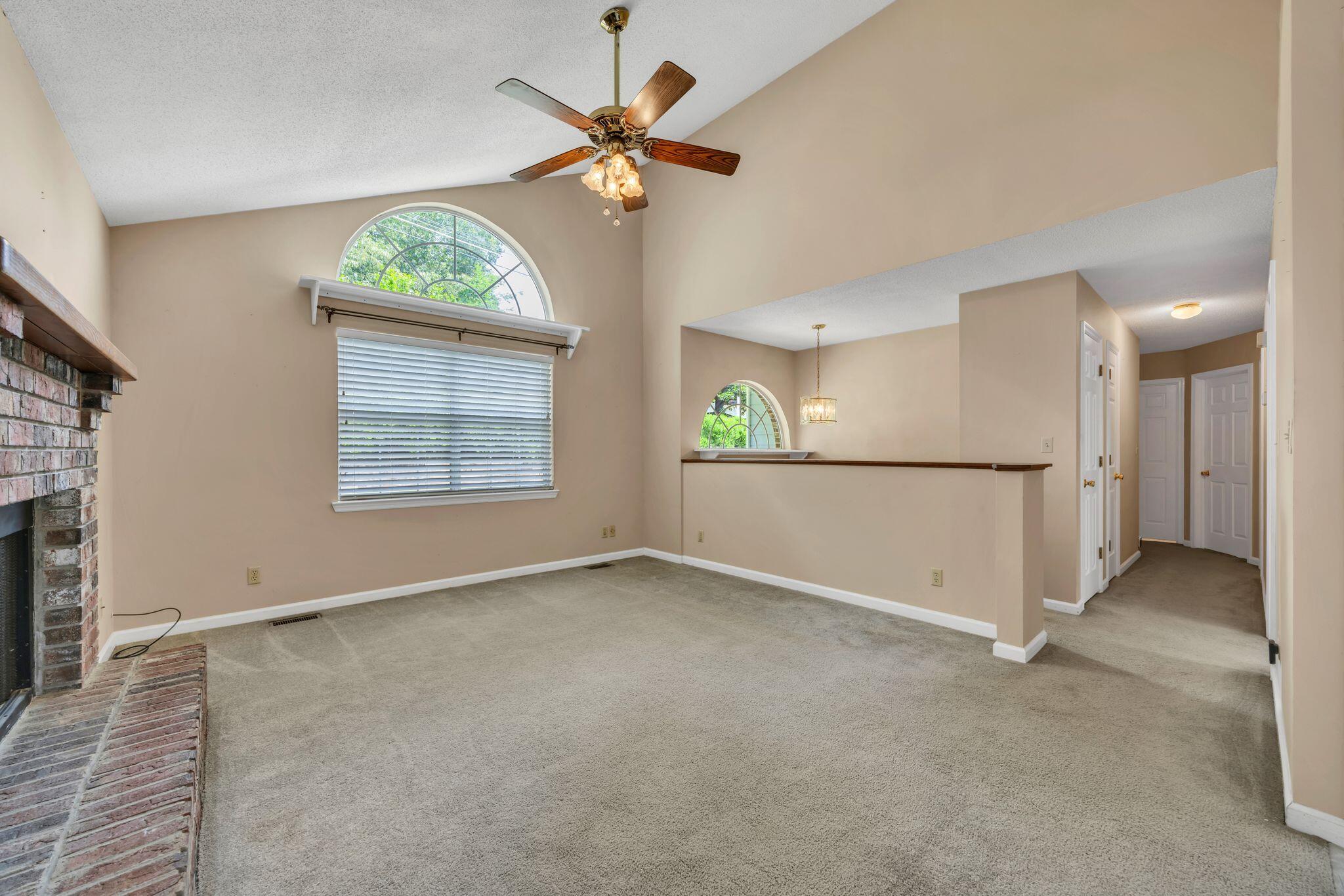 216 Longview Drive, Rossville, Georgia image 9