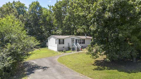 Mobile Home For Sale - 210 W Meadows Lane<br/> Cleveland, TN 37312