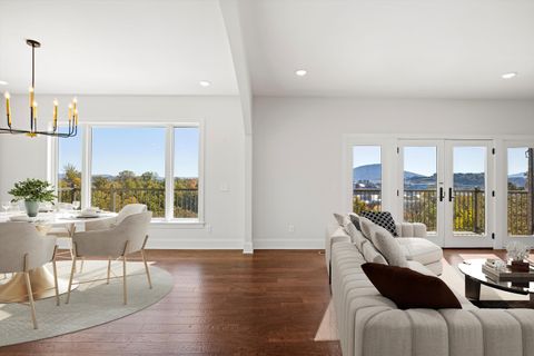 Photo of 294 Druid Lane, Chattanooga, TN 37405 (MLS # 1524154)