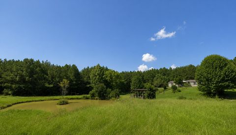 Photo of 1360 N Bucks Pocket Road SE, Old Fort, TN 37362 (MLS # 1537989)