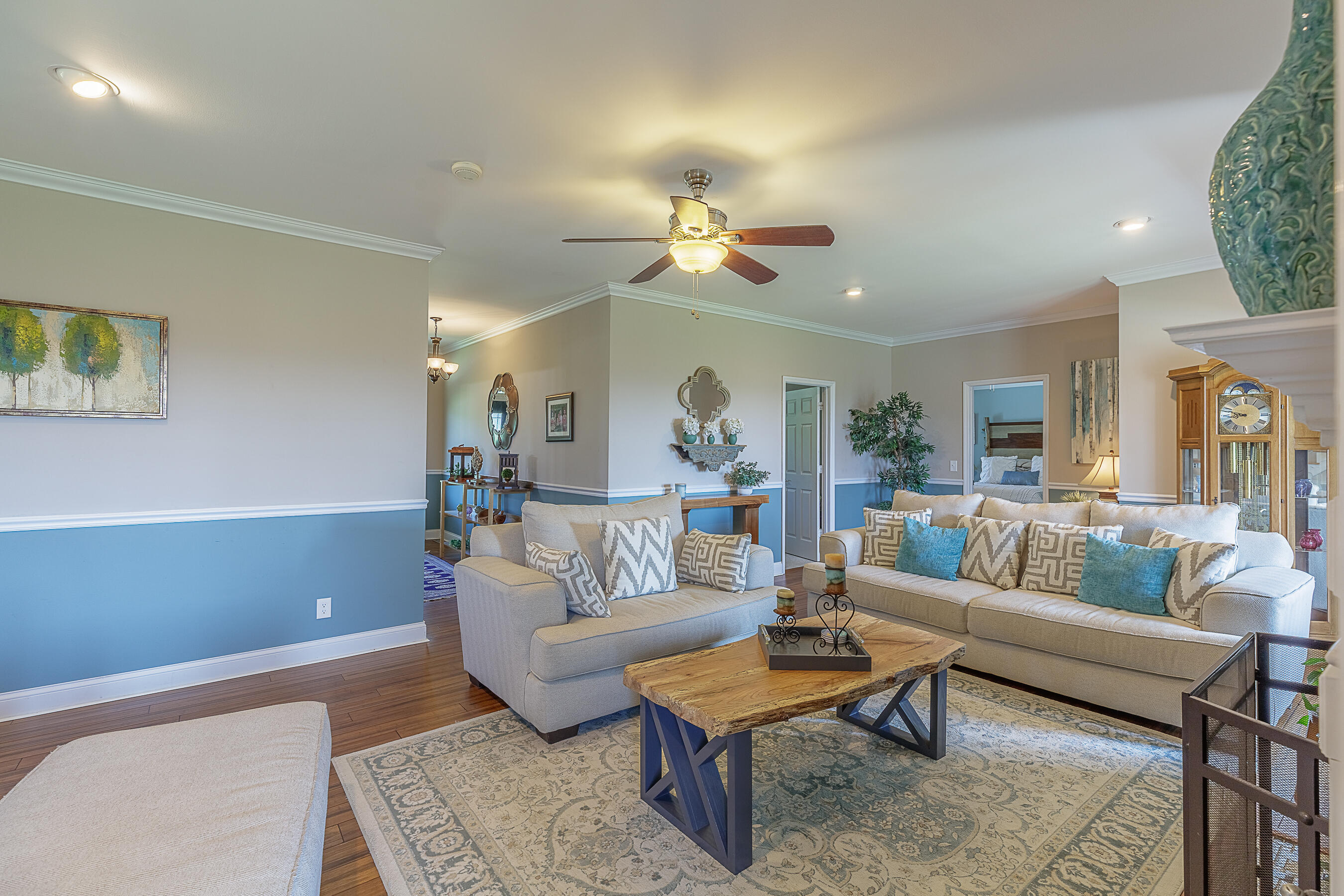 563 Lynn Trail