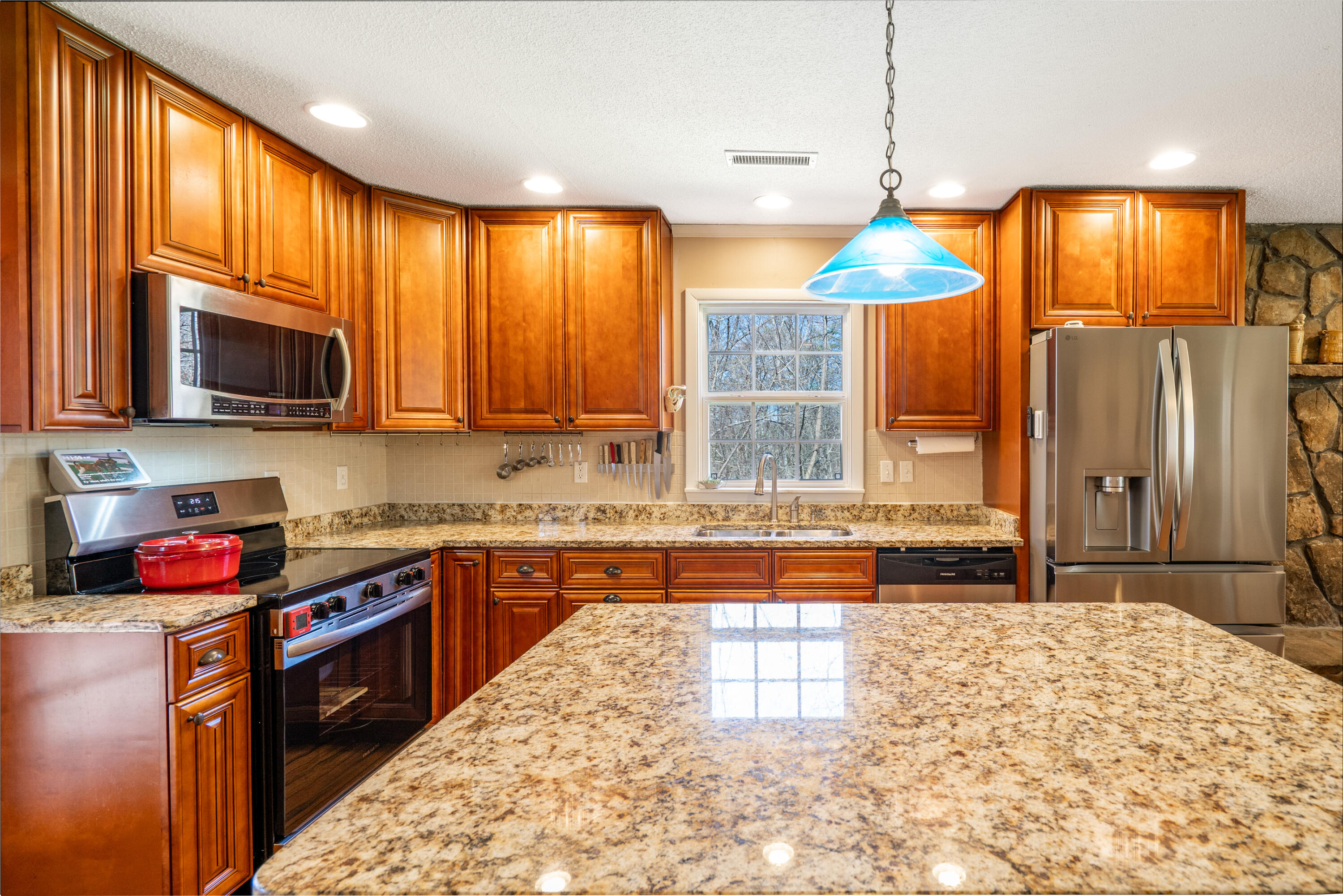 1805 Sunshine Lane, Signal Mountain, Tennessee image 12