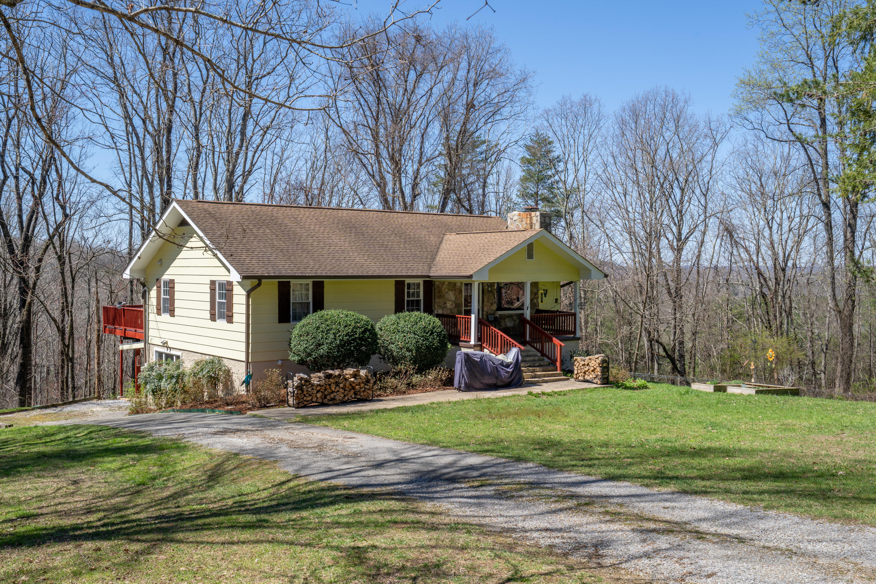 1805 Sunshine Lane, Signal Mountain, Tennessee image 3
