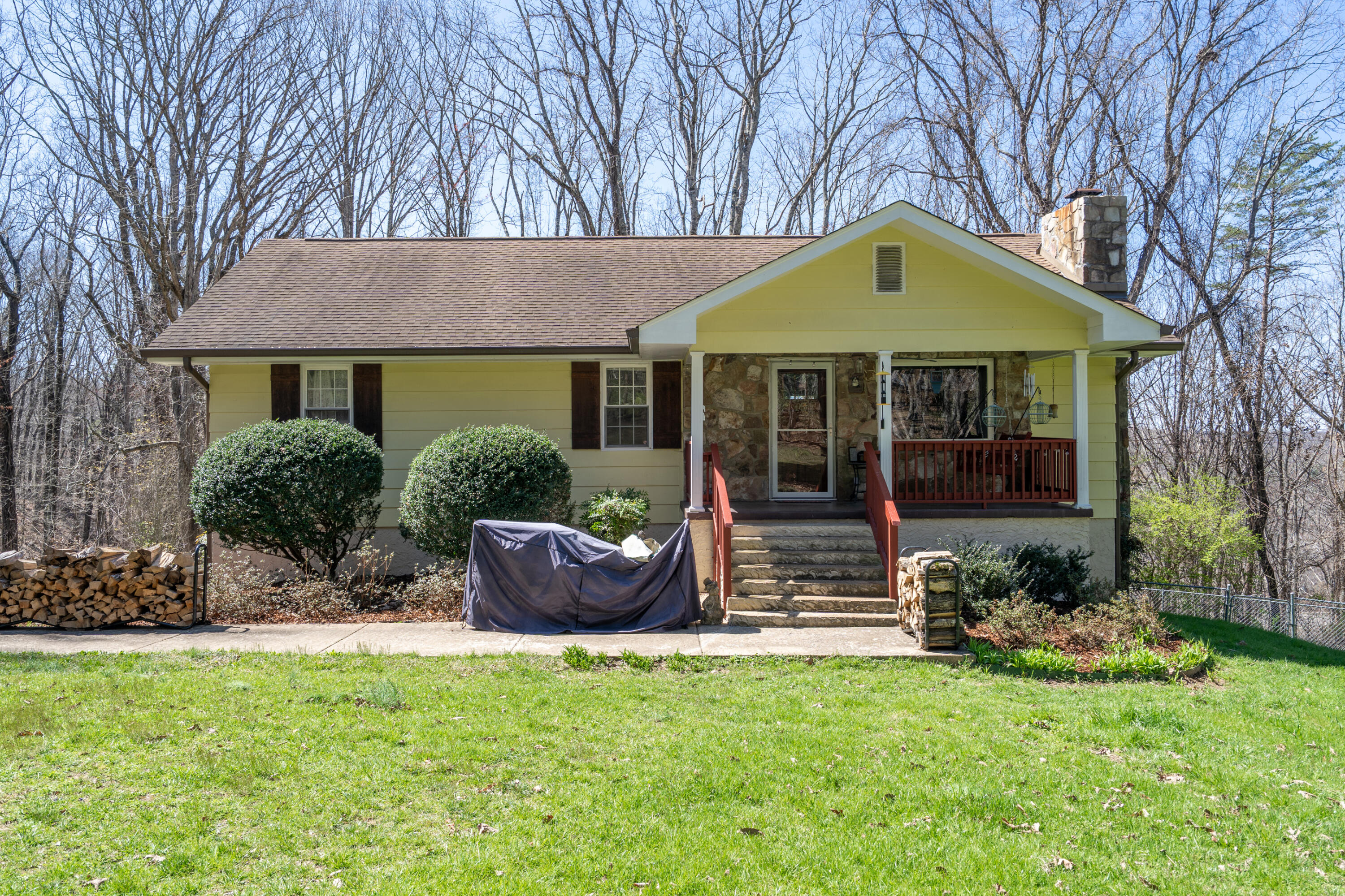 1805 Sunshine Lane, Signal Mountain, Tennessee image 4