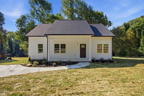 Photo of 440 Hotwater Road, Soddy Daisy, TN 37379 (MLS # 1541038)