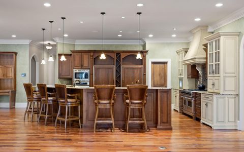 Tiny photo for 11 Saint Nicholas Way, Signal Mountain, TN 37377 (MLS # 1515793)