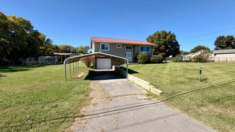 Photo of 825 Oak Street, Dayton, TN 37321 (MLS # 1544881)