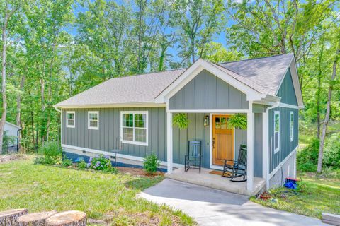 Photo of 168 Middle Road, Lookout Mountain, GA 30750 (MLS # 1514548)