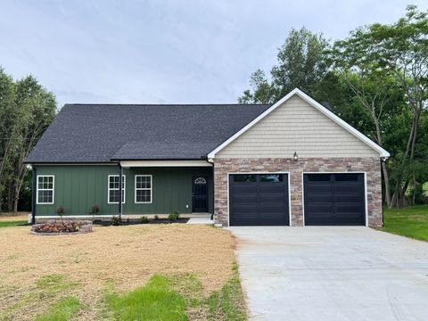 Photo of 71 Black Circle Spur, LaFayette, GA 30728 (MLS # 1534394)