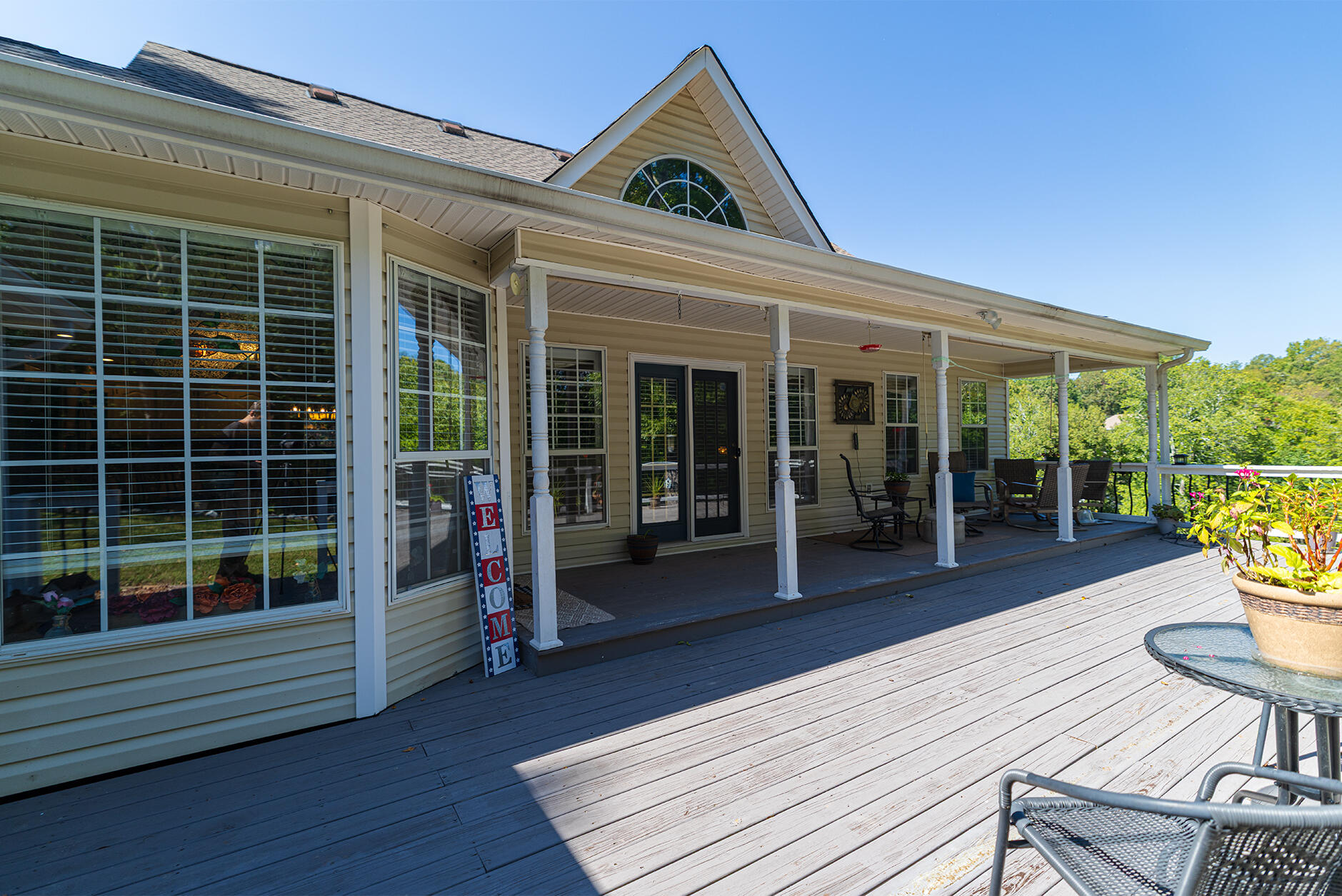2607 Chimney Lake Circle