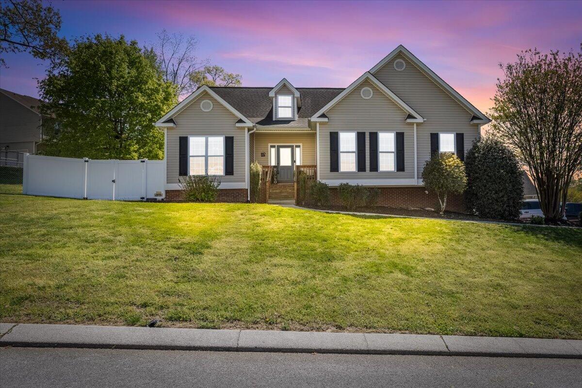 6597 Veronica Drive, Ooltewah, Tennessee image 1
