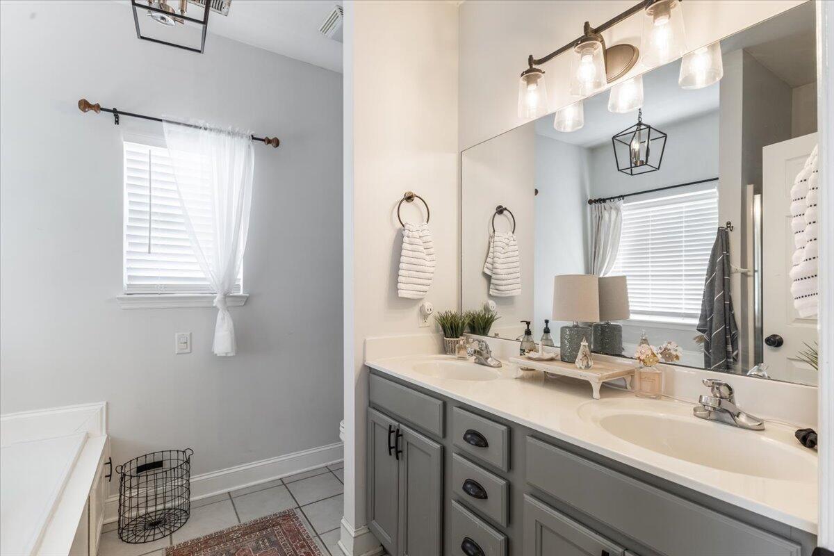 6597 Veronica Drive, Ooltewah, Tennessee image 15