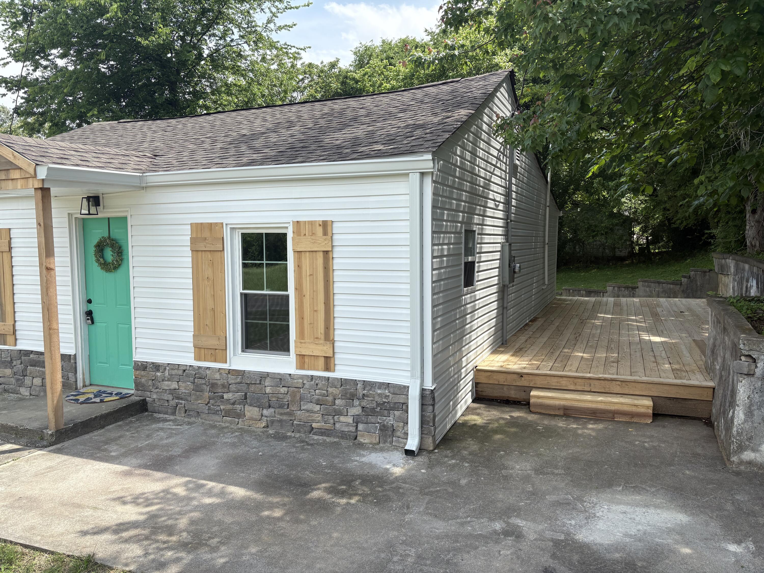 560 8th Street, Cleveland, Tennessee image 3