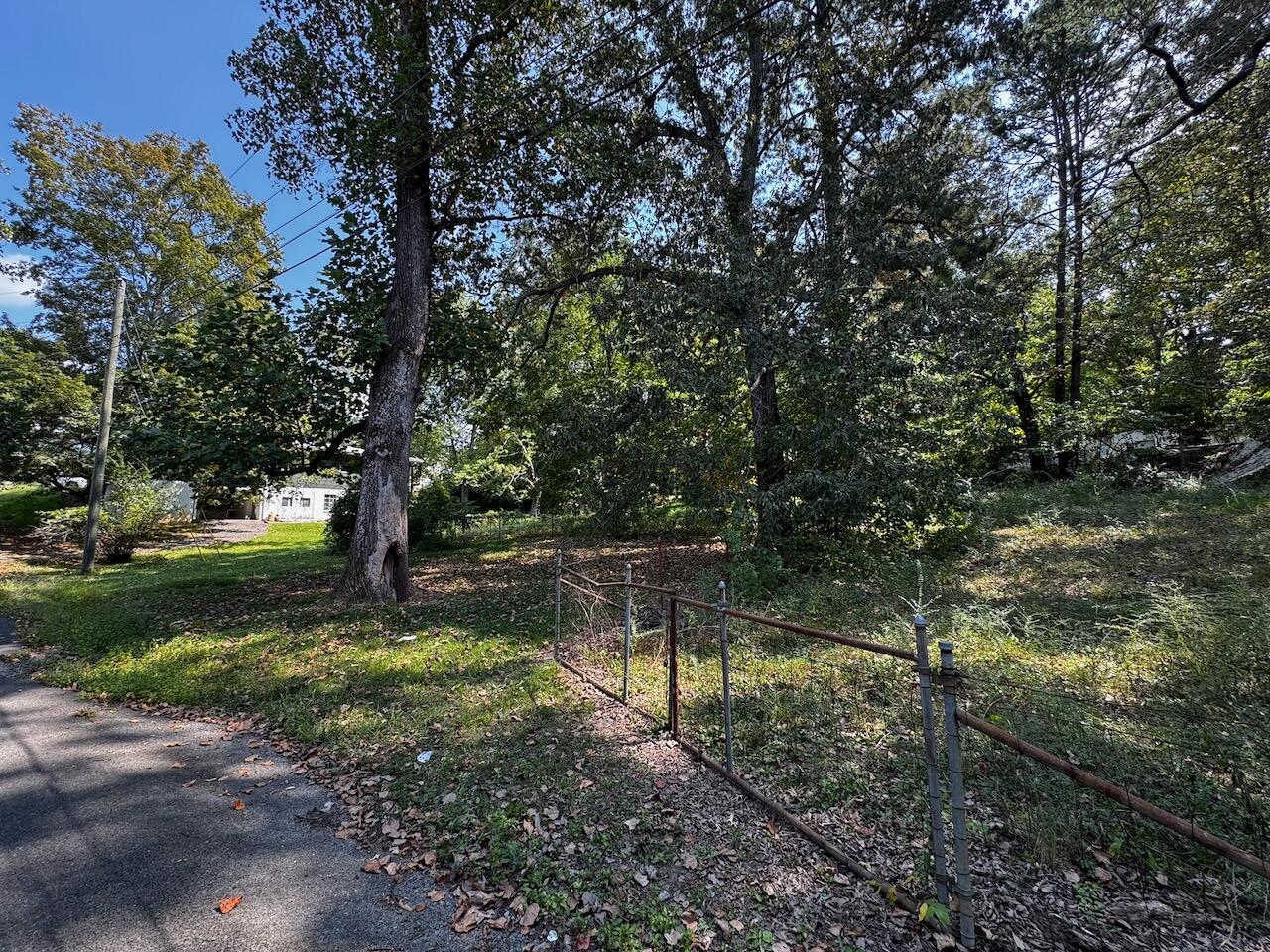 Lot 2 Weeks Drive