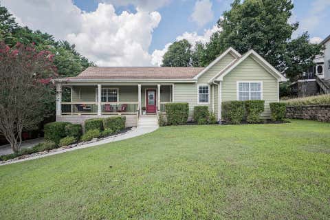 Homes For Sale - 22 W Sims<br/> Catoosa County, Ringgold, GA 30736