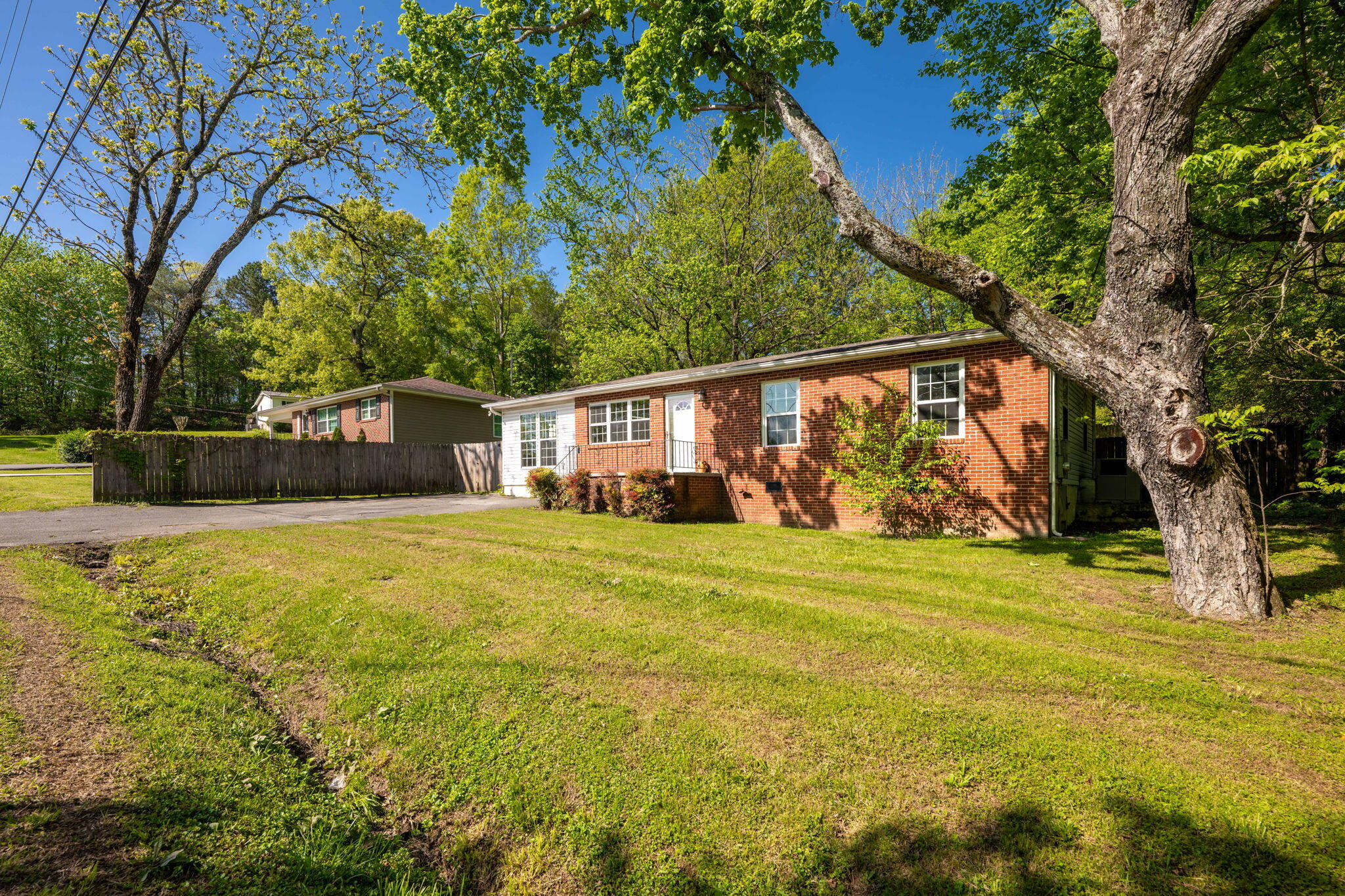 94 Mccraw Street, Rossville, Georgia image 3
