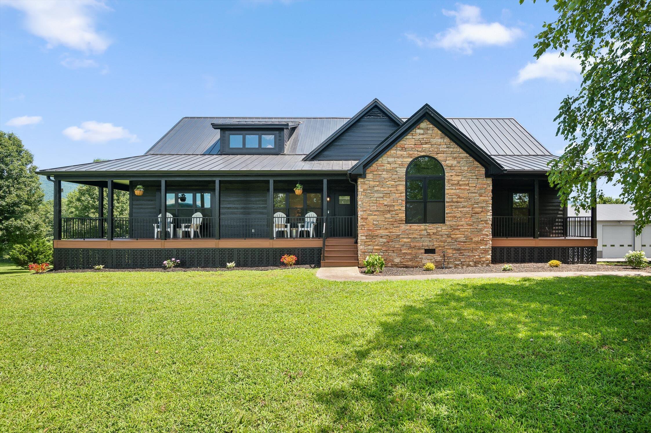 679 Neal Road