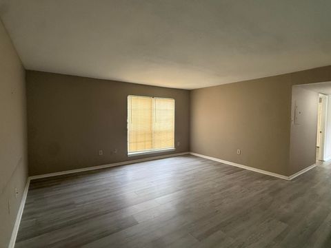 Tiny photo for 900 Mountain Creek Rd, Chattanooga, TN 37405 (MLS # 1529159)