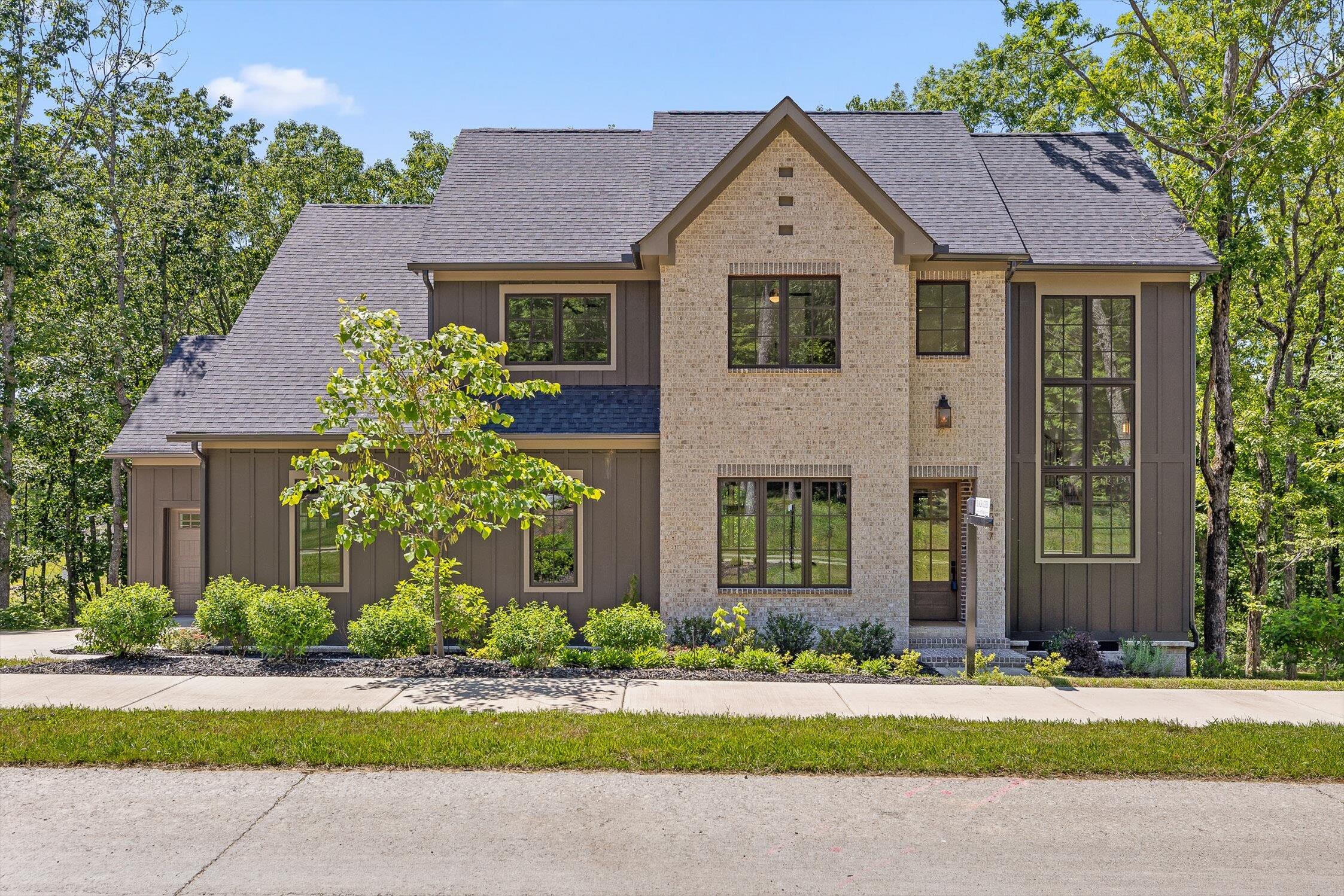 4597 Amethyst Road, Chattanooga, Tennessee image 2