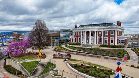 Tiny photo for 129 Walnut Street, Chattanooga, TN 37403 (MLS # 1530261)