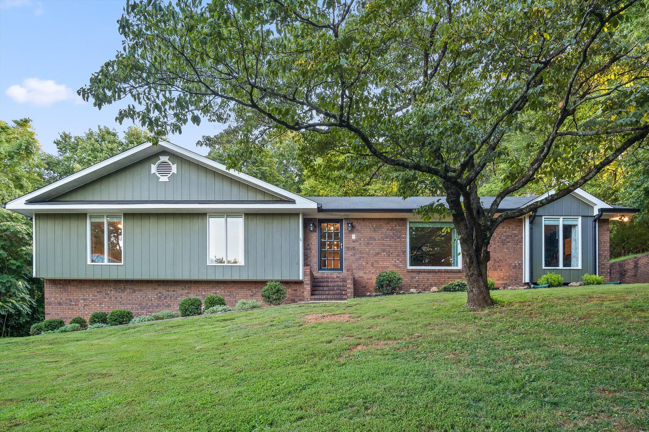 1744 Colonial Shores Drive