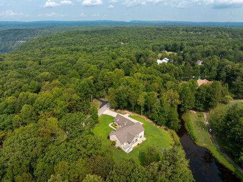 Tiny photo for 1109 Montlake Road, Soddy Daisy, TN 37379 (MLS # 1520161)