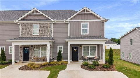 Photo of 173 Bellingham Cove NE, Cleveland, TN 37312 (MLS # 1535519)