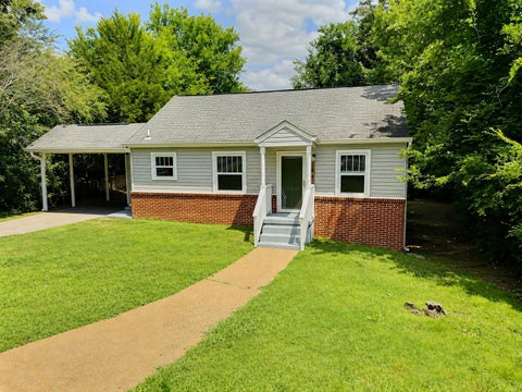 Photo of 3842 Kingwood Circle, Chattanooga, TN 37412 (MLS # 1537999)