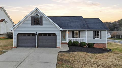 Photo of 401 Bluff View Drive, Ringgold, GA 30736 (MLS # 1524658)