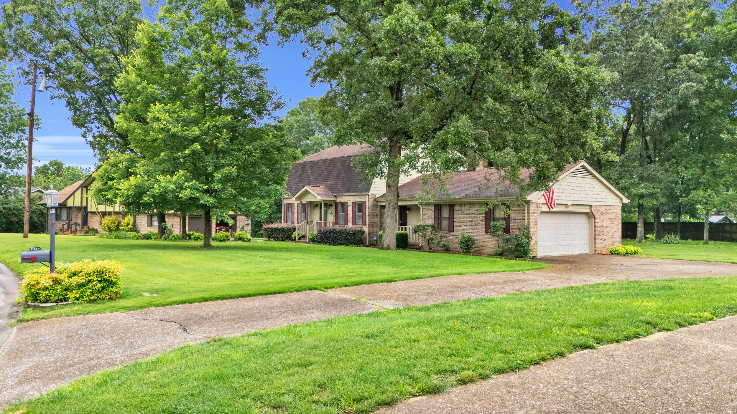 2434 Haven Cove Lane, Chattanooga, Tennessee image 2