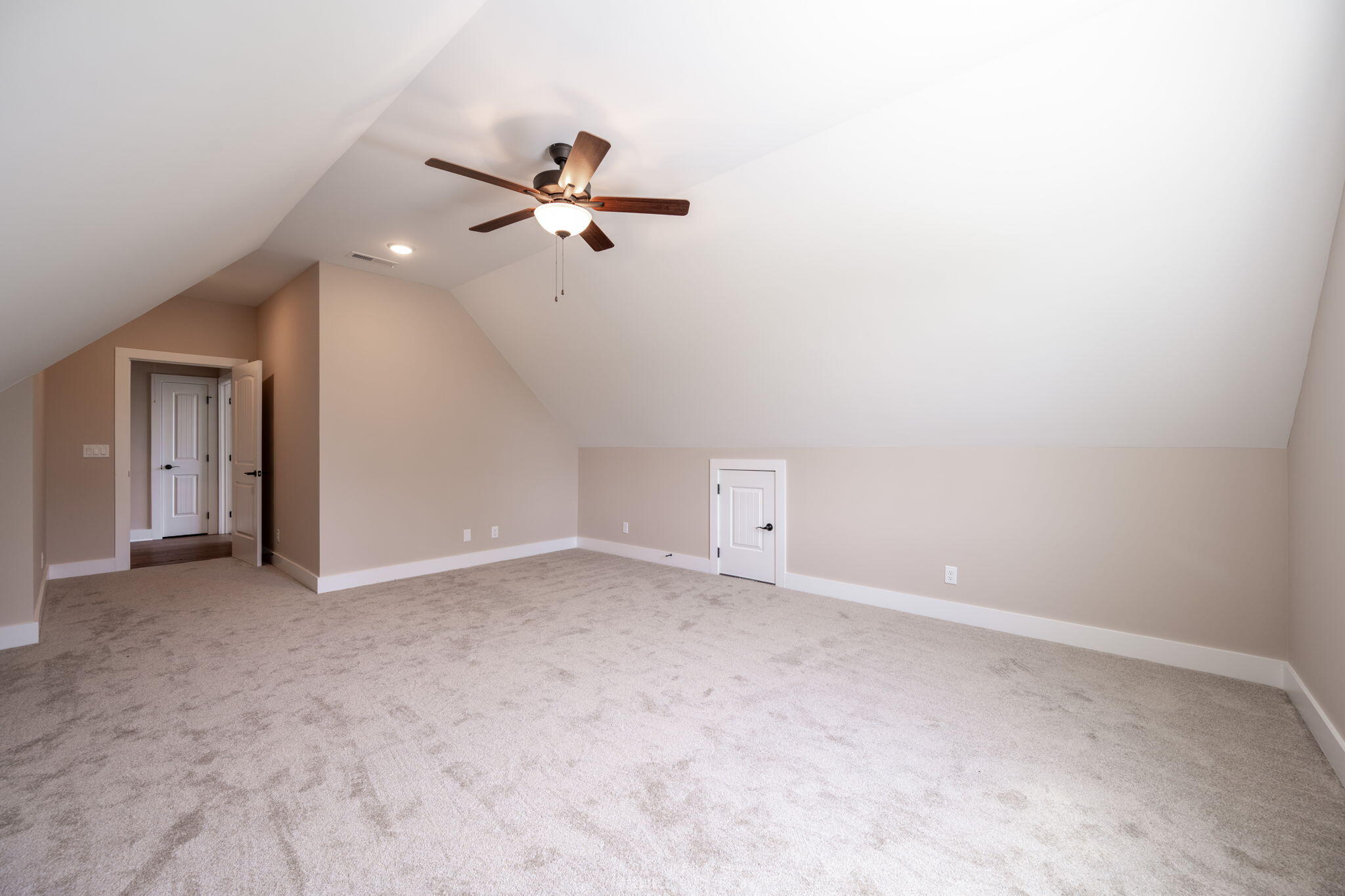 7679 Sir Anderson Court, Ooltewah, Tennessee image 36