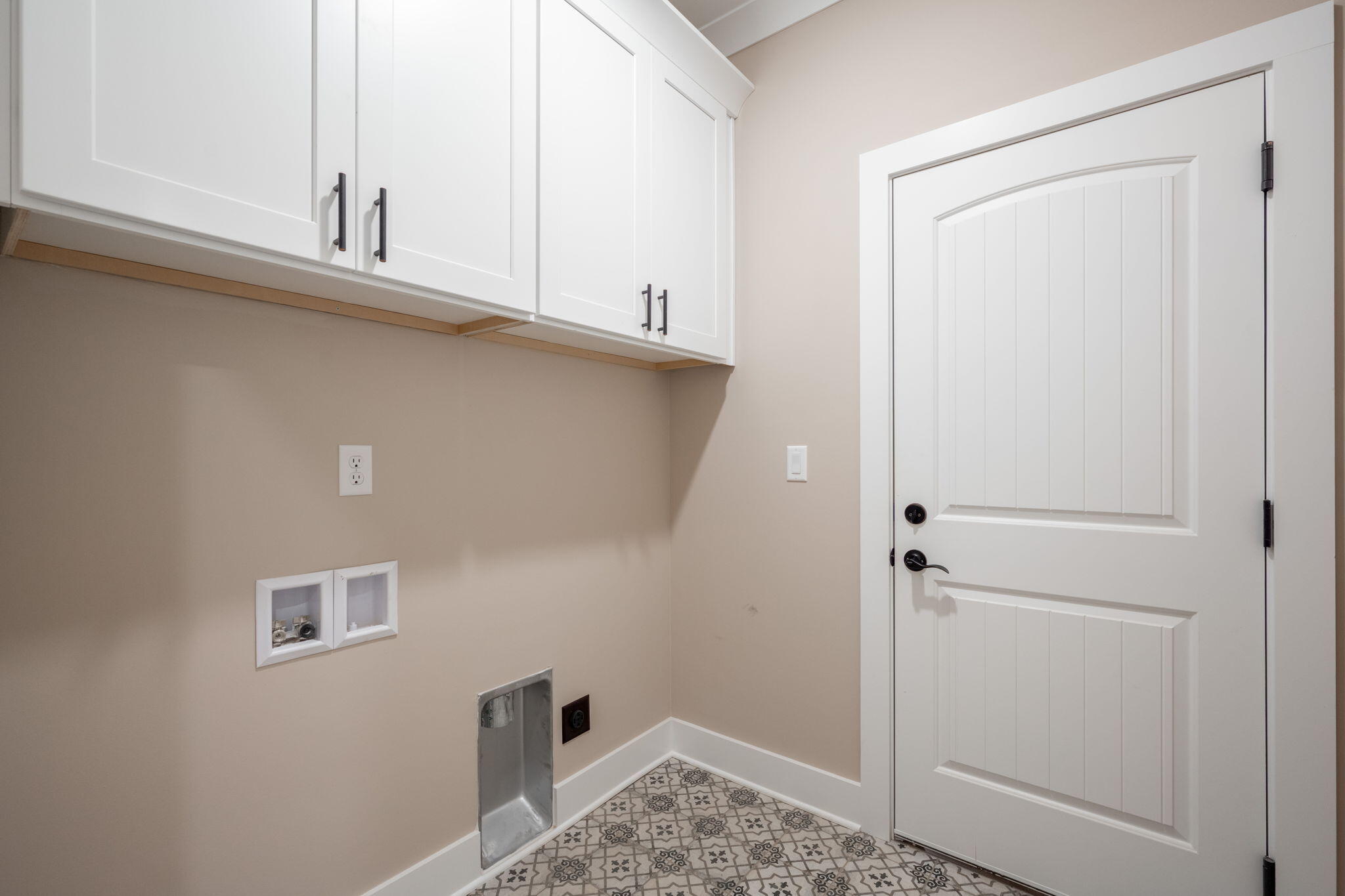 7679 Sir Anderson Court, Ooltewah, Tennessee image 24