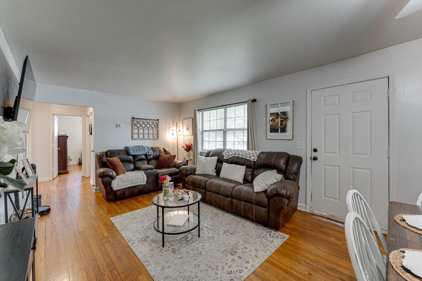 367 Fernwood Drive, Rossville, Georgia image 4
