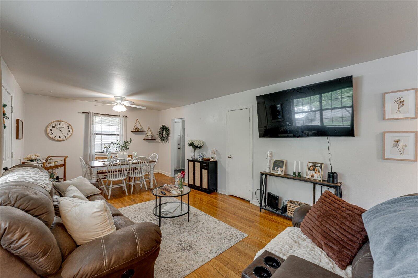 367 Fernwood Drive, Rossville, Georgia image 6